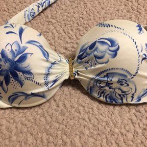 Victoria Secret's Swim Top  Size 34 A
